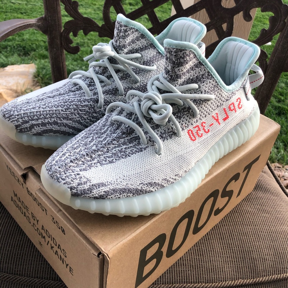 Yeezy blue tints sz10